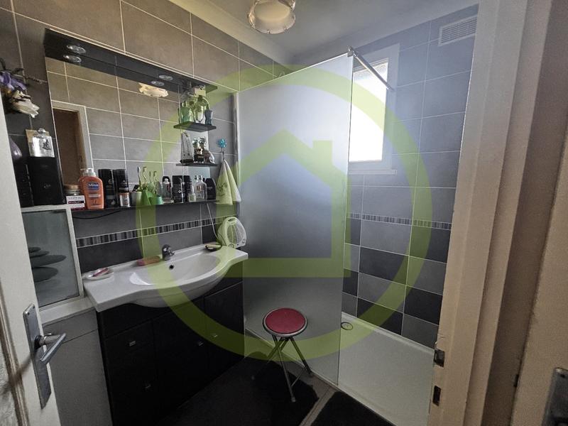 Maison - 86 m² - 6 pièces