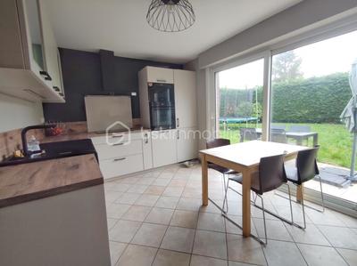 Maison - 103 m² - 5 pièces