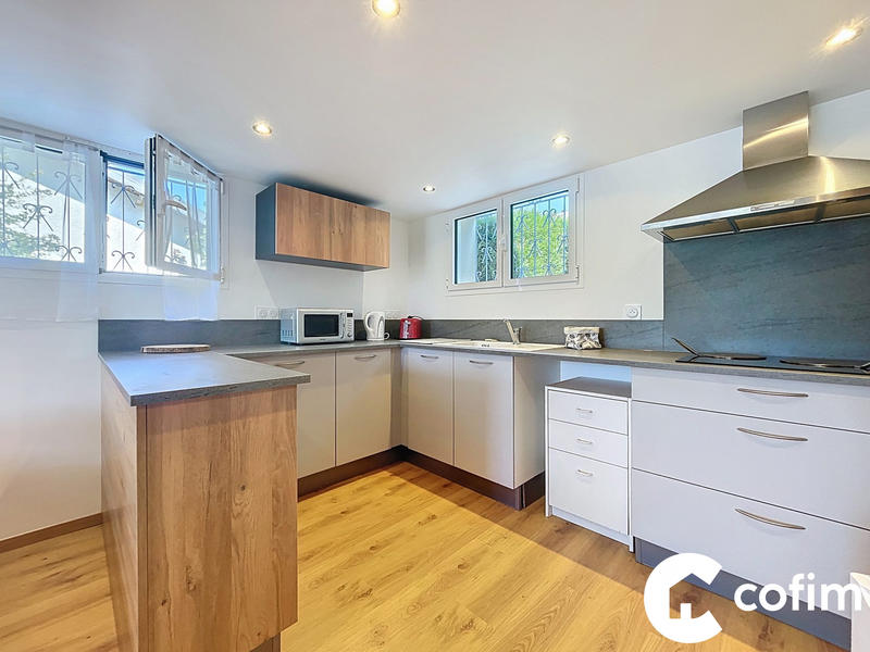 Maison - 185 m² - 6 pièces