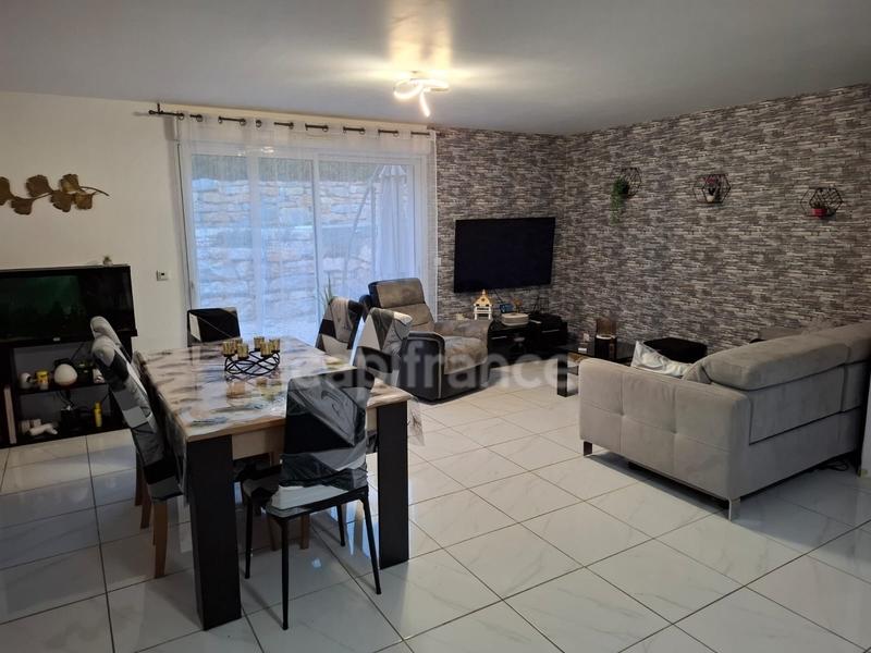 Villa - 90 m² - 4 pièces