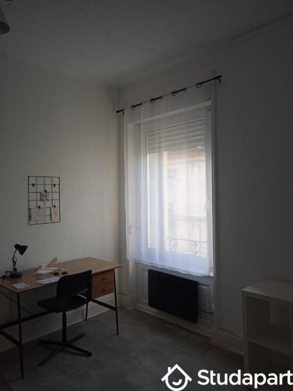 Chambre - 17 m² - 1 pièce