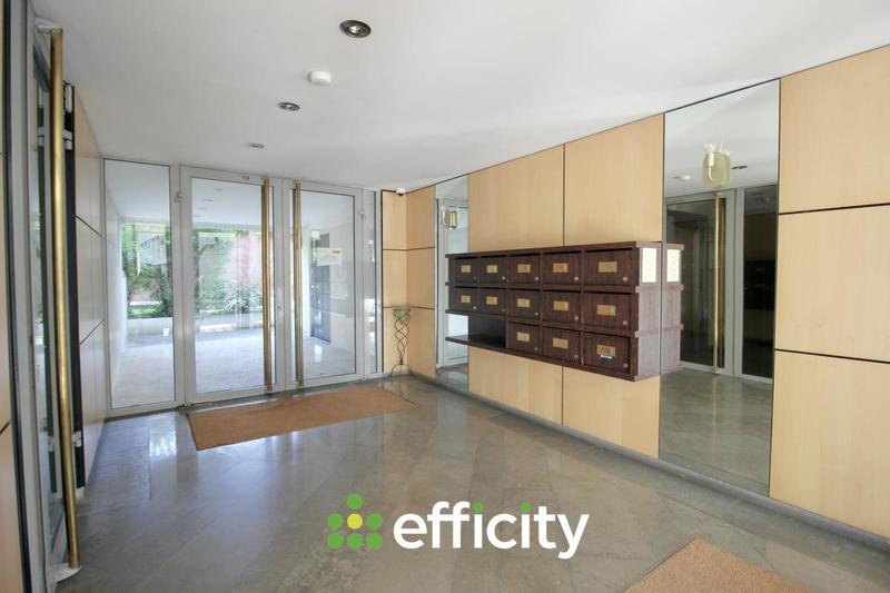 Appartement - 80 m² - 3 pièces