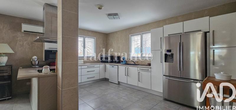 Maison - 152 m² - 5 pièces