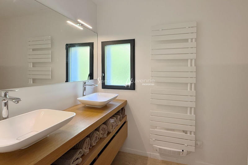 Maison - 135 m² - 4 pièces