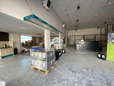 Local commercial - 300 m²