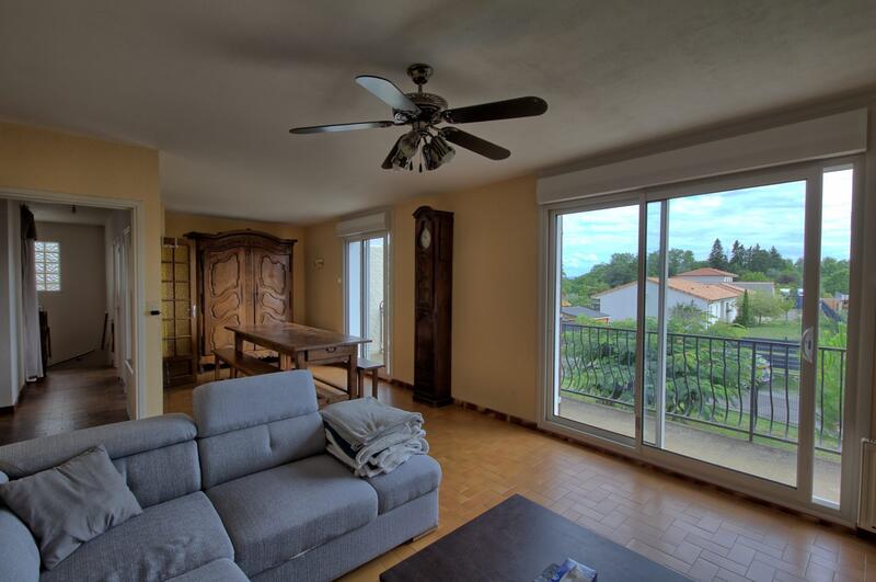 Maison traditionnelle - 181 m² - 7 pièces