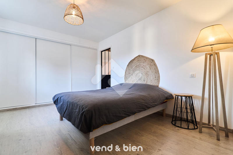 Appartement - 105 m² - 4 pièces