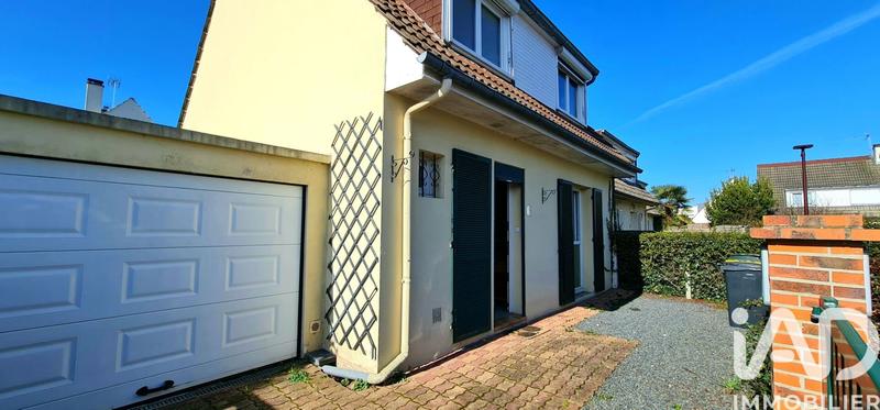 Maison - 98 m² - 5 pièces