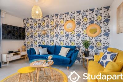 Chambre - 11 m² - 1 pièce