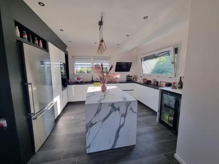 Maison - 120 m² - 5 pièces