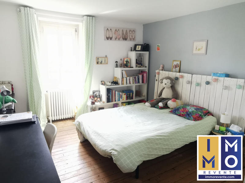 Maison - 170 m² - 7 pièces