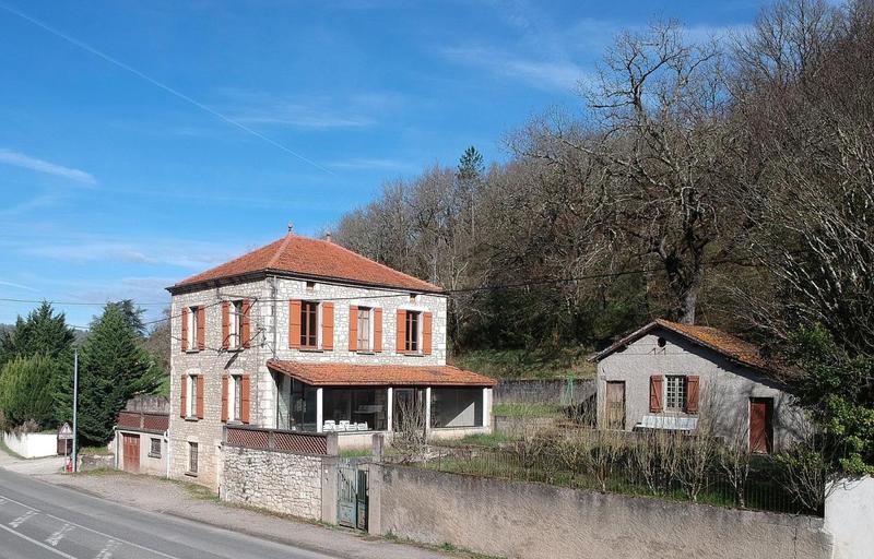 Maison - 145 m² - 8 pièces