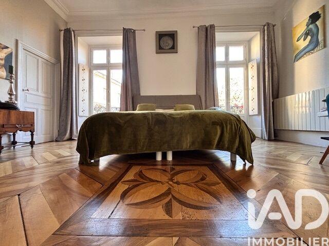 Appartement - 178 m² - 6 pièces