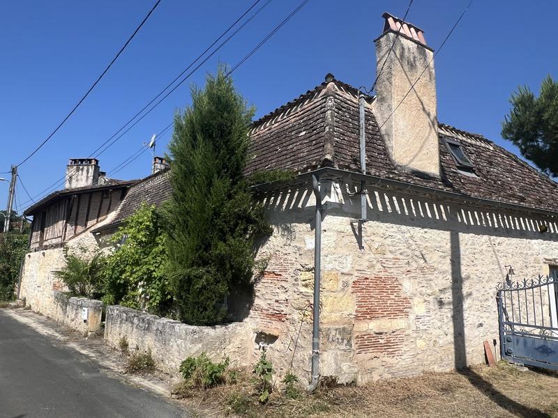 Maison - 253 m² - 7 pièces