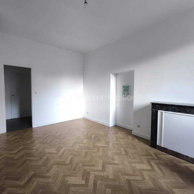 Immeuble - 284 m² - 16 pièces