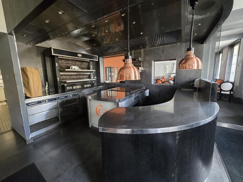 Local commercial - 314 m²