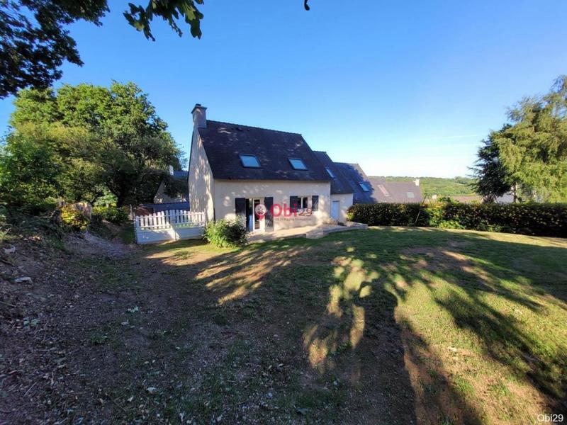 Maison - 92 m² - 5 pièces