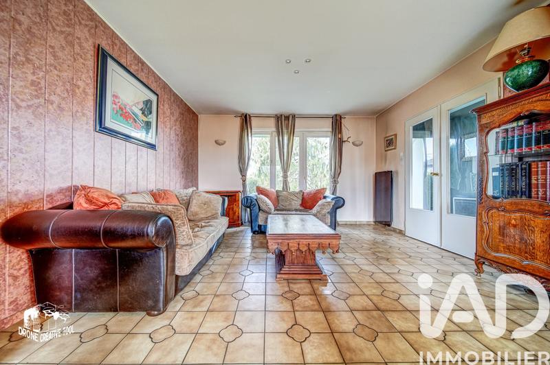 Maison - 96 m² - 5 pièces