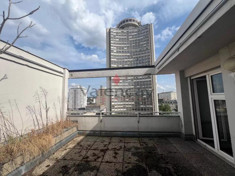 Appartement - 187 m² - 8 pièces