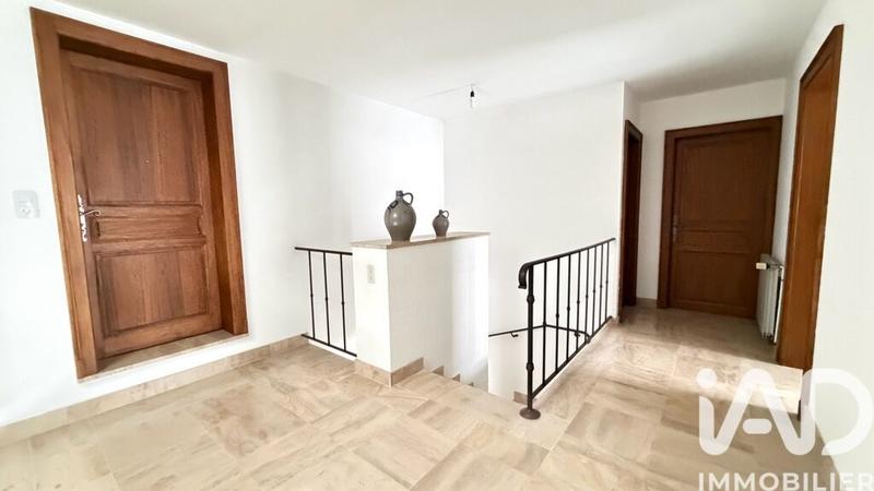 Maison - 171 m² - 7 pièces