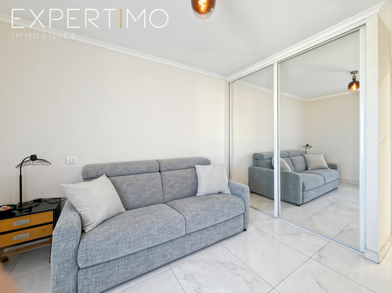 Appartement - 75 m² - 3 pièces