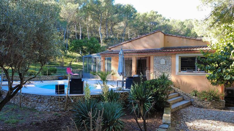 Villa - 176 m² - 5 pièces