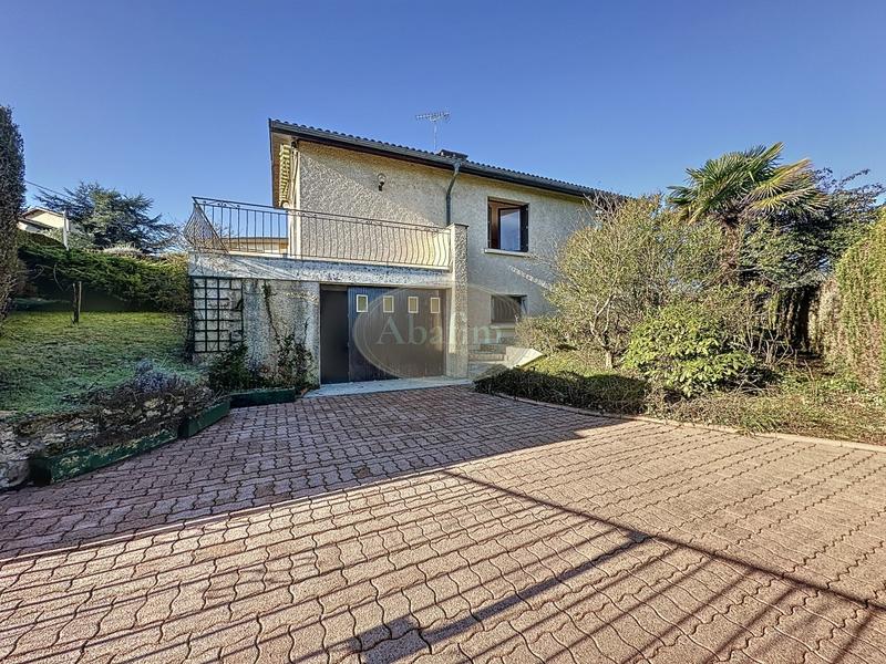 Maison - 110 m² - 5 pièces