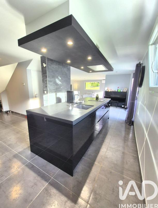 Maison - 150 m² - 6 pièces