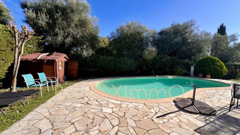 Maison - 151 m² - 6 pièces