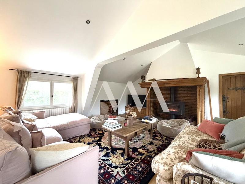 Maison - 162 m² - 6 pièces