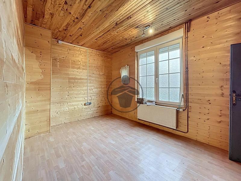 Maison - 208 m² - 7 pièces