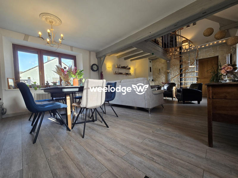 Maison ancienne - 153 m² - 7 pièces