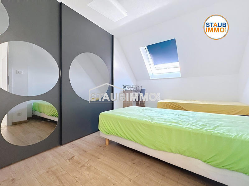 Maison - 90 m² - 4 pièces