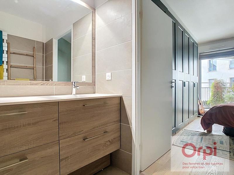 Appartement - 93 m² - 4 pièces