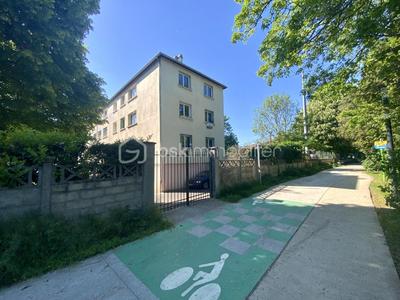 Appartement - 62 m² - 4 pièces