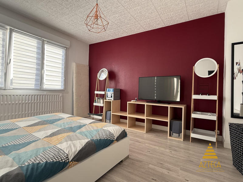 Maison - 98 m² - 5 pièces