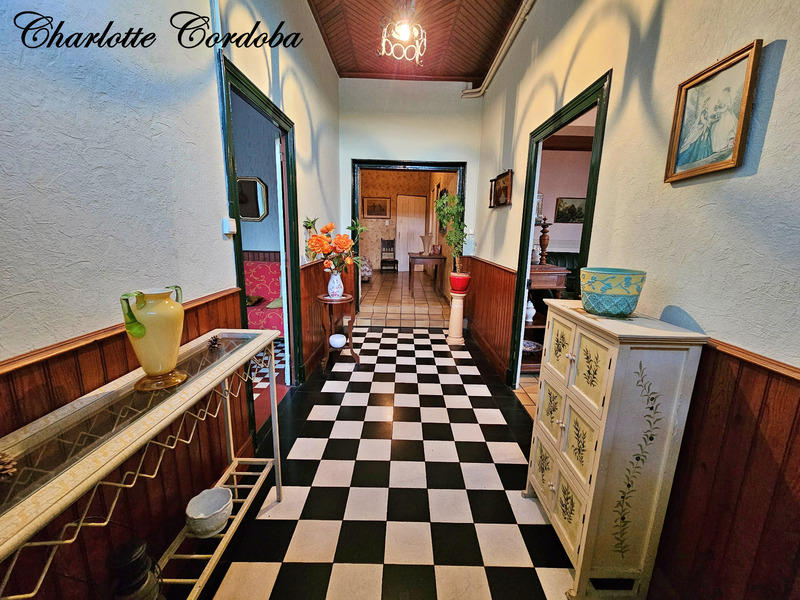 Maison - 157 m² - 6 pièces