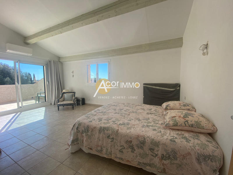 Maison - 170 m² - 5 pièces