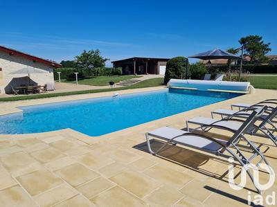 Maison de campagne - 220 m² - 5 pièces