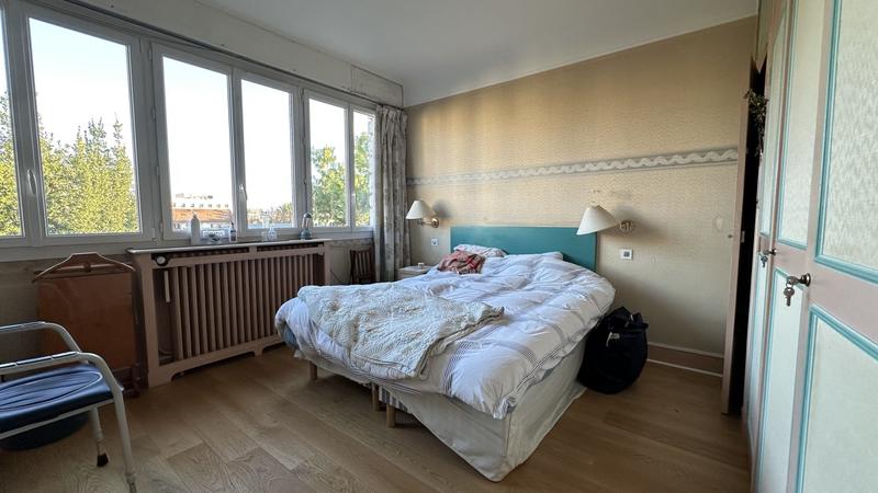 Appartement - 120 m² - 5 pièces