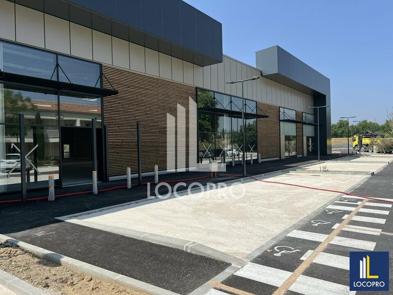 Local commercial - 310 m²