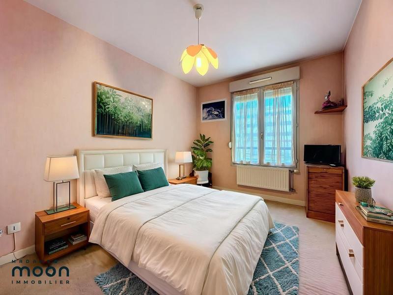 Appartement - 84 m² - 4 pièces