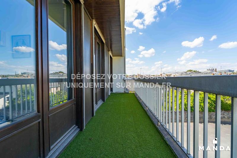 Chambre - 10 m² - 5 pièces