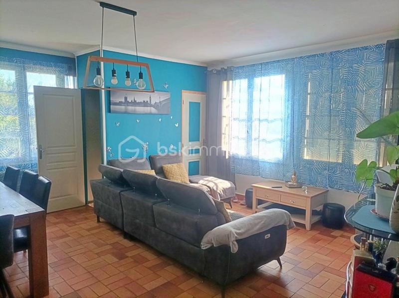 Maison - 93 m² - 6 pièces