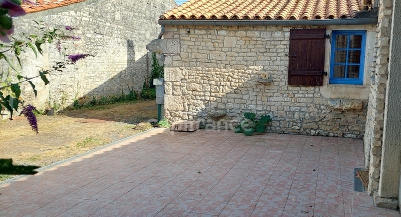 Maison - 96 m² - 5 pièces