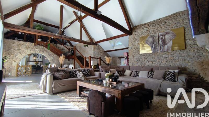 Maison - 200 m² - 5 pièces