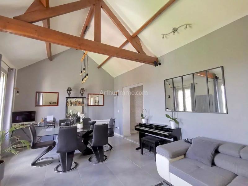 Maison - 110 m² - 6 pièces