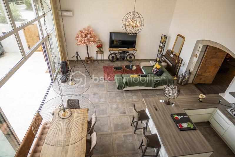 Corps de ferme - 270 m² - 7 pièces