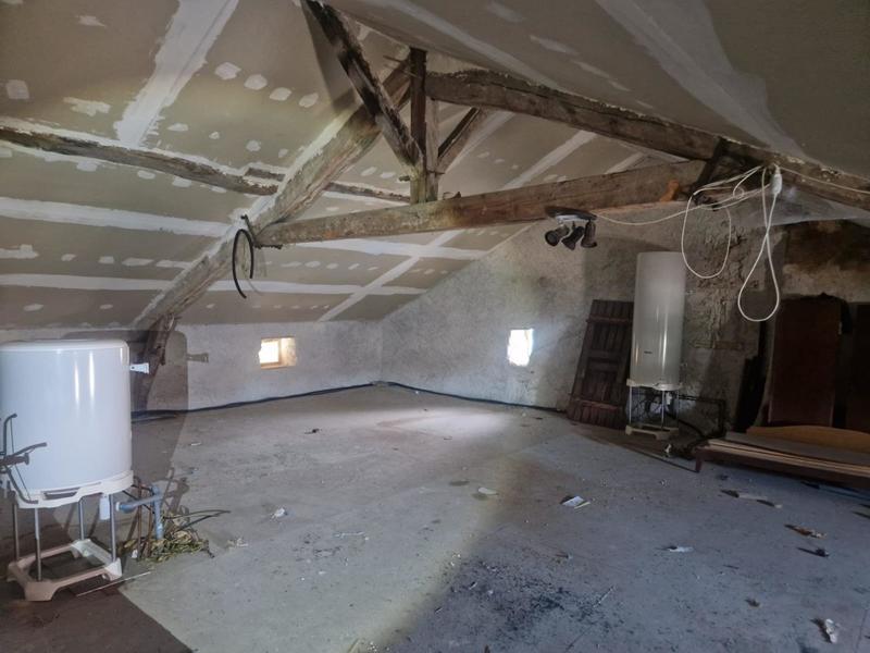 Maison - 96 m² - 3 pièces