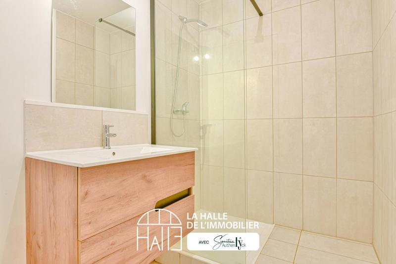 Pavillon - 175 m² - 9 pièces